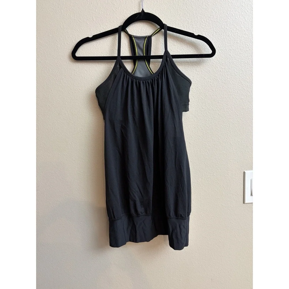 Lululemon No Limits Tank Top Black Floral Y2K Size 4 Gym Athleisure Yoga Pilates